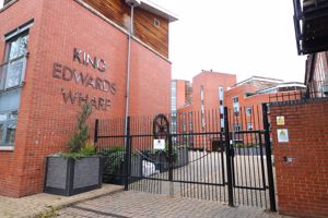 Photo 27- click for photo gallery